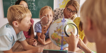 Internacionalização Escolar: o que muda quando gestores começam pelas perguntas certas